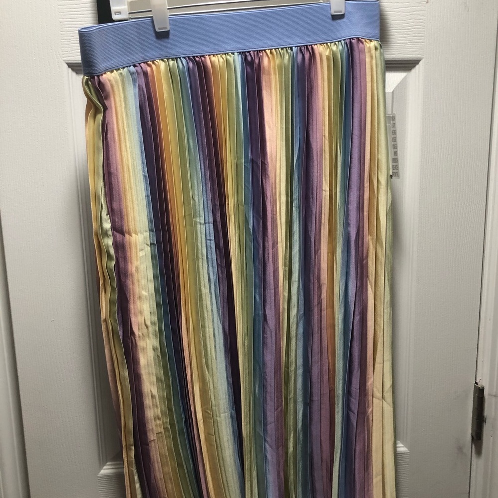 Large RAINBOW Lularoe Jill skirt. New, with tags.